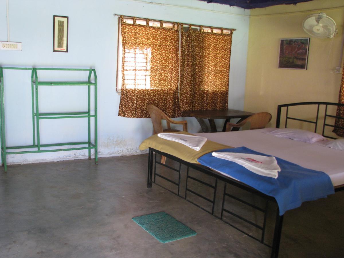 Estuarine Village Resort Sātabhāya Екстериор снимка